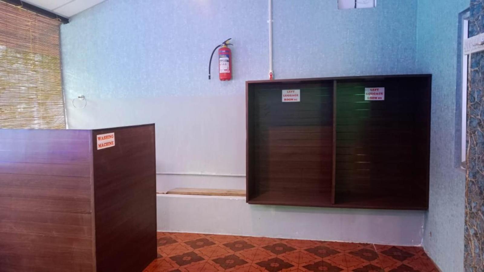 The Leisure Home Stay Shadipur Екстер'єр фото
