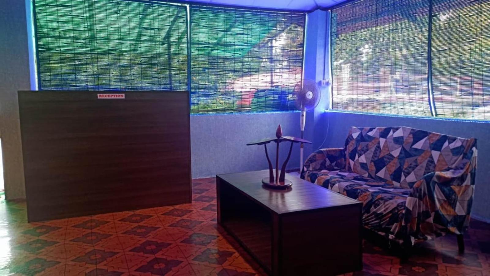 The Leisure Home Stay Shadipur Екстер'єр фото